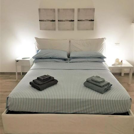 Casa Giulia A 500 Mt Dal Mare Villa มอนเตซิลวาโน ภายนอก รูปภาพ