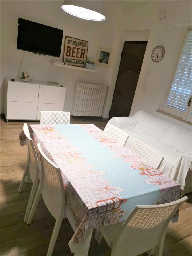 Casa Giulia A 500 Mt Dal Mare Villa มอนเตซิลวาโน ภายนอก รูปภาพ